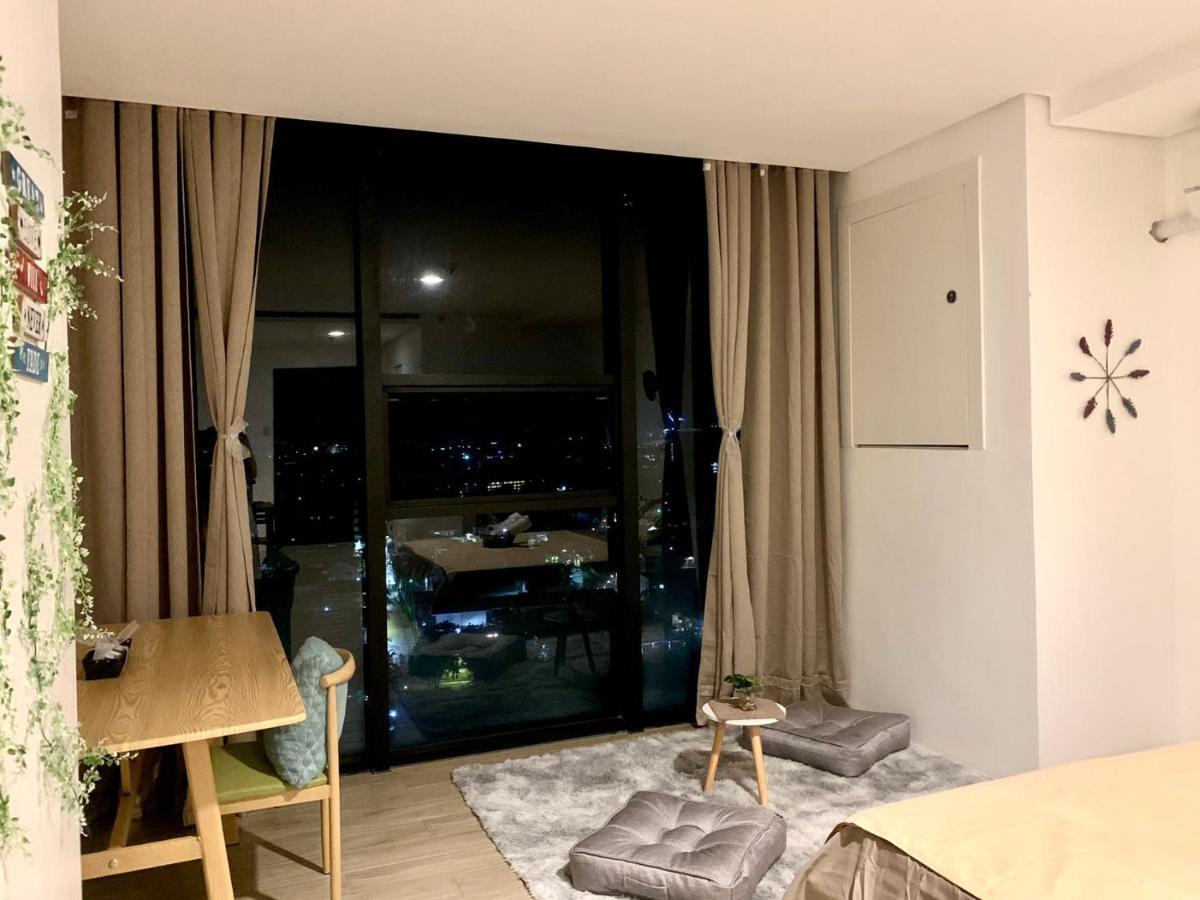 Condo In Cebu City Meridian With Netflix And Wifi, Near Ayala And It Park U03 Exterior foto